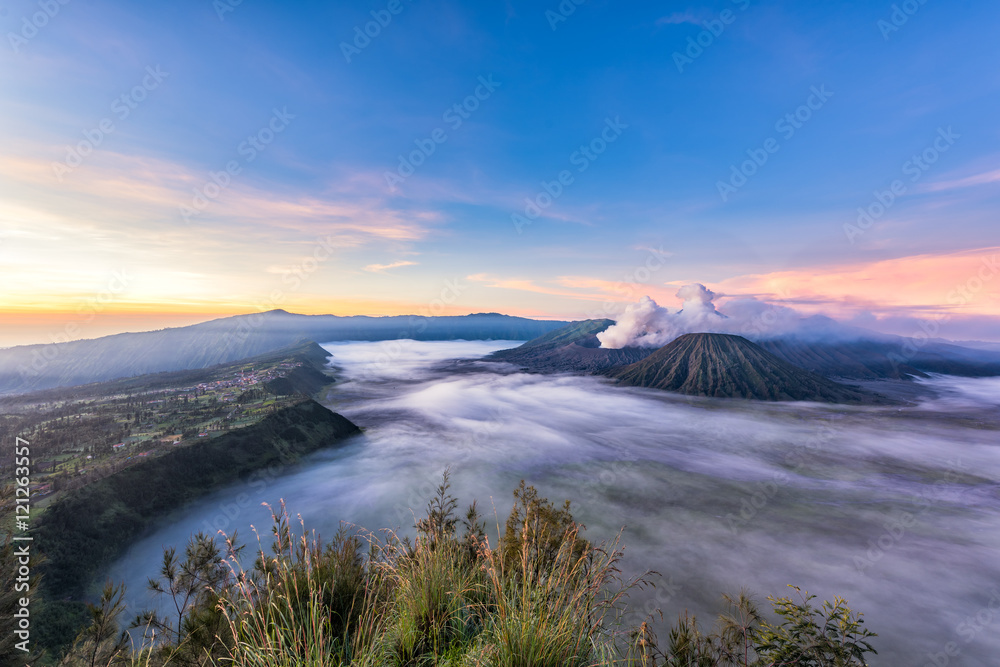 Naklejka premium Bromo volcano Indonesia
