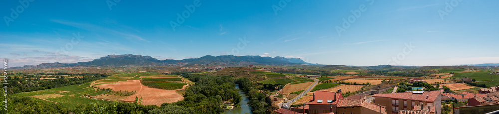 Panoramic view of the river Ebro from the village of Briones, La Rioja. Spain Panoramic view of the river Ebro from the village of Briones, La Rioja. Spain