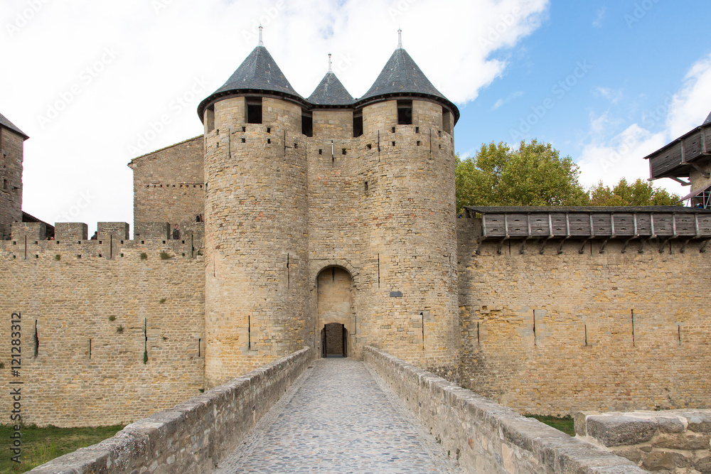 Cité de Carcassonne - Le Château comtal - Aude Cité de Carcassonne - Le Château comtal - Aude