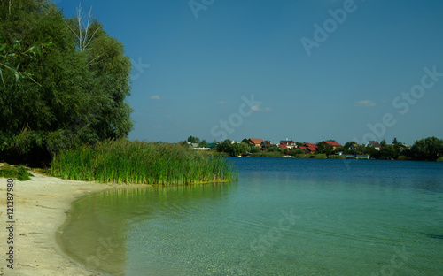 Fototapeta Naklejka Na Ścianę i Meble -  lake with clear water