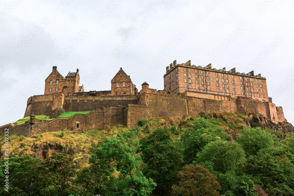 picture of Edinburgh Castle in Edinburgh, Scotland