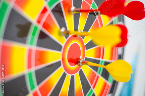Target arrow aim to center goal market