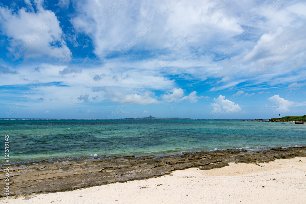 Fototapeta premium 沖縄県 本部町 備瀬崎
