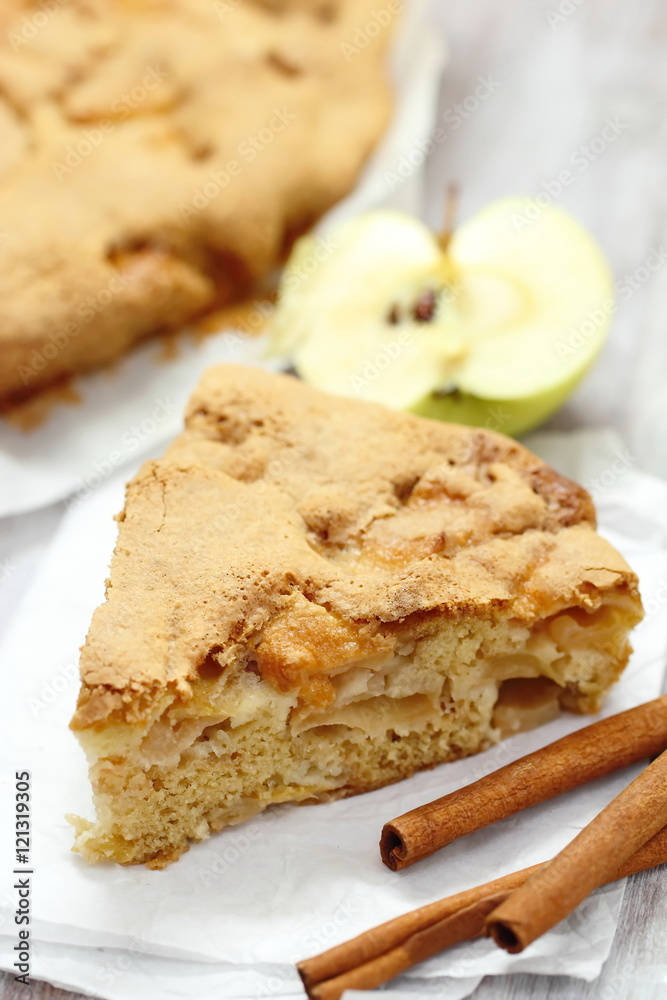 Homemade apple pie, fresh apples and cinnamon Homemade apple pie, fresh apples and cinnamon