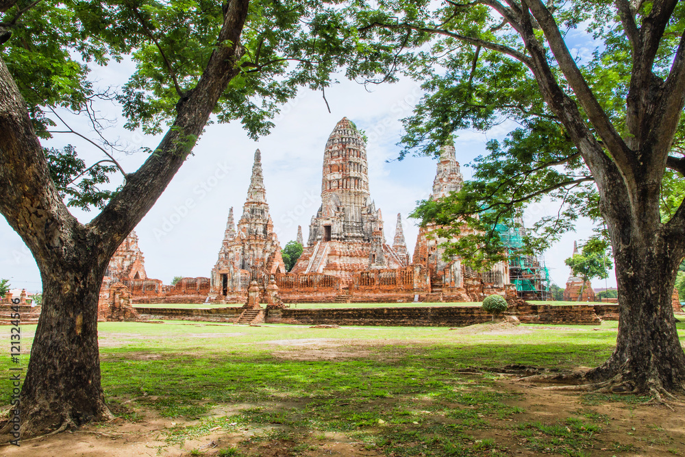Ayutthaya,Thailand, - September, 07, 2016 : Wat Chaiwatthanaram