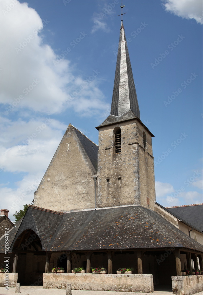 Eglise Saint Etienne à Cheverny. Eglise Saint Etienne à Cheverny.