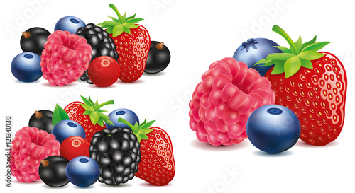 group of strawberry  blueberry  raspberry  blackberry