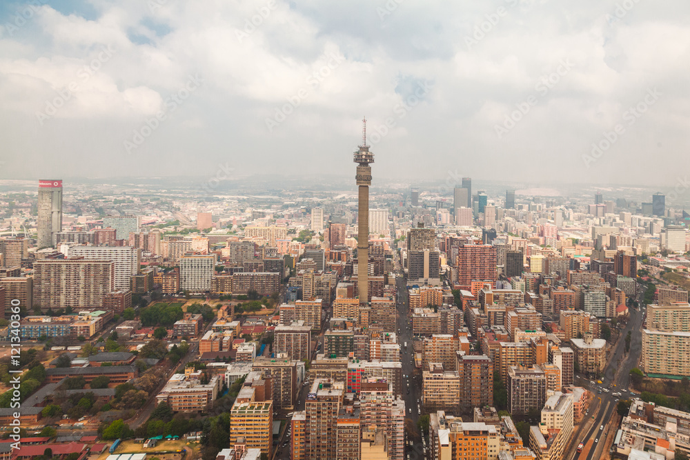 Naklejka premium Hillbrow Tower - Johannesburg, RPA