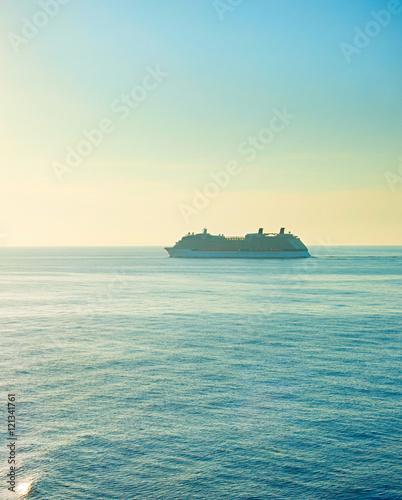 Luxur sea cruise