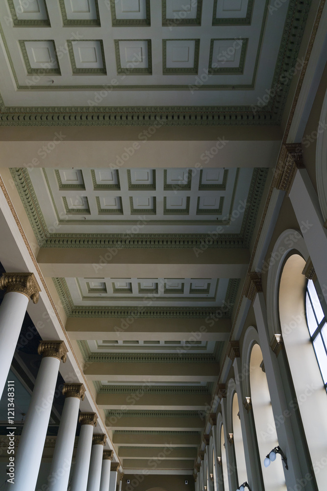 Fototapeta premium interior of the tower building wirh beatiful ceiling and columns