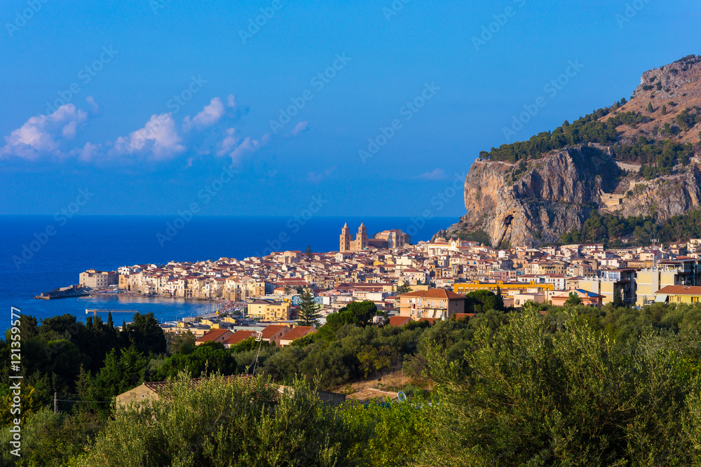 Obraz premium Cefalu in the Evening