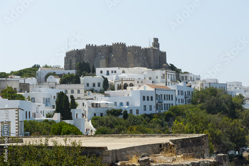 Dorf Chora mit Johanneskloster auf der Insel Patmos, Griechenland photo