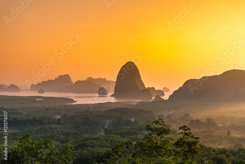 Sa-met-nang-shee  New landmark is the most famous point of view