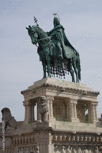 Equestrian statue of King Stephen I photo