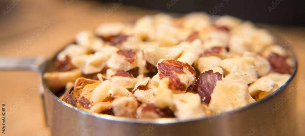 Nuts weighed Nuts weighed
