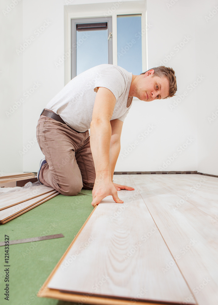 Installing laminate flooring