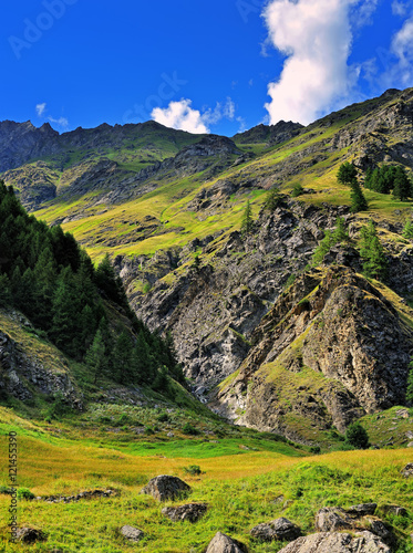 rocks of alpien mountains