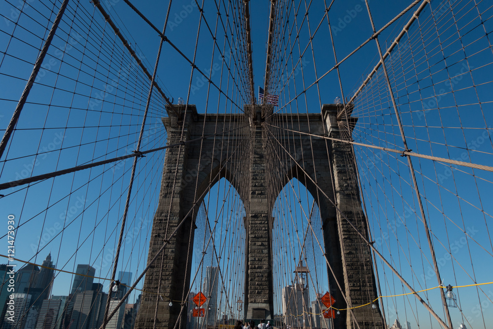 Fototapeta premium Brooklyn Bridge w Nowym Jorku jesienią 2015 r