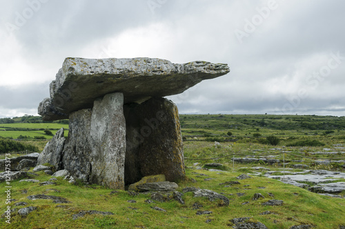 Poulnabrone dolmen, County Clare, Ireland, Europe