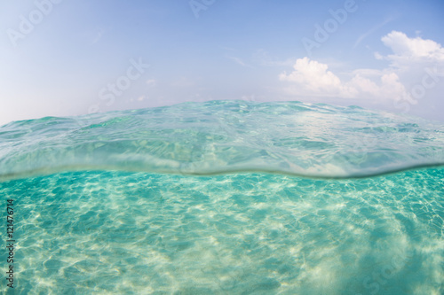 Tropical Waters and Sandy Seafloor © ead72