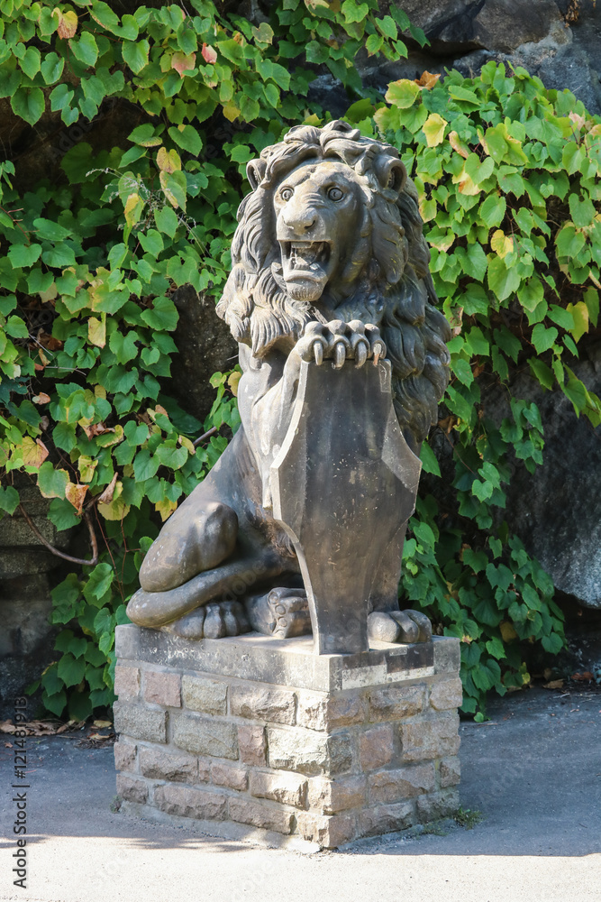 Statue eines Löwen Statue eines Löwen