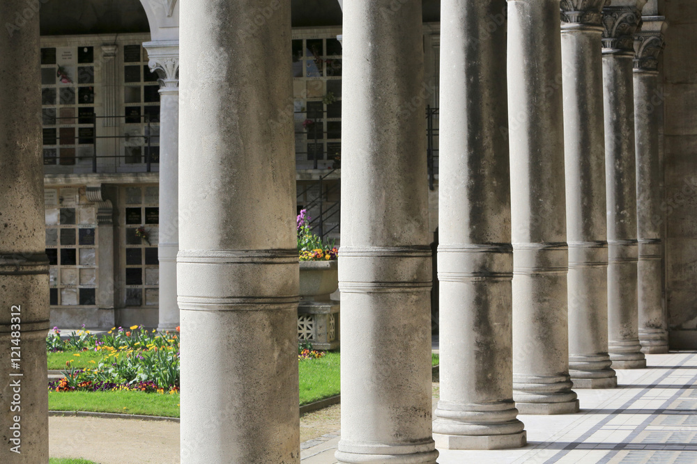 Crématorium. Cimetière Père Lachaise.