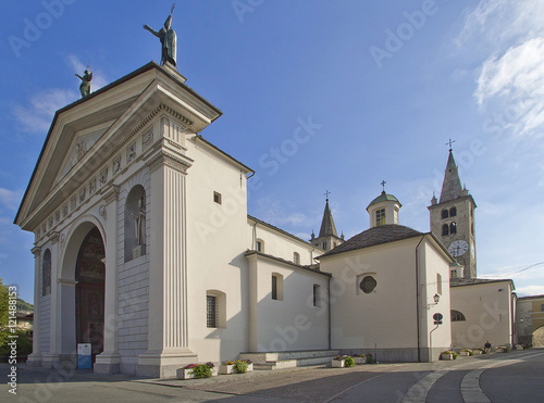 aosta cattedrale santa maria assunta e san giovanni battista valle d'aosta italia europa italy europe