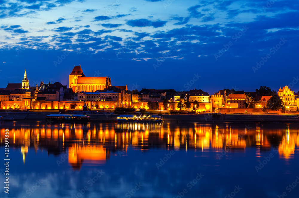 Torun, Poland: old town, cathedral, defensive wall, Vistula river