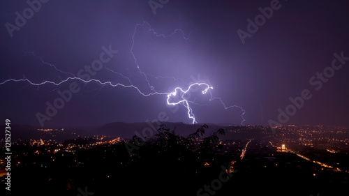 Sucre lightning