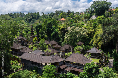 Parahyangan Jagat Payogan Agung Gunung Lebah, Ubud, Bali, Indonesia © Suzanne Plumette