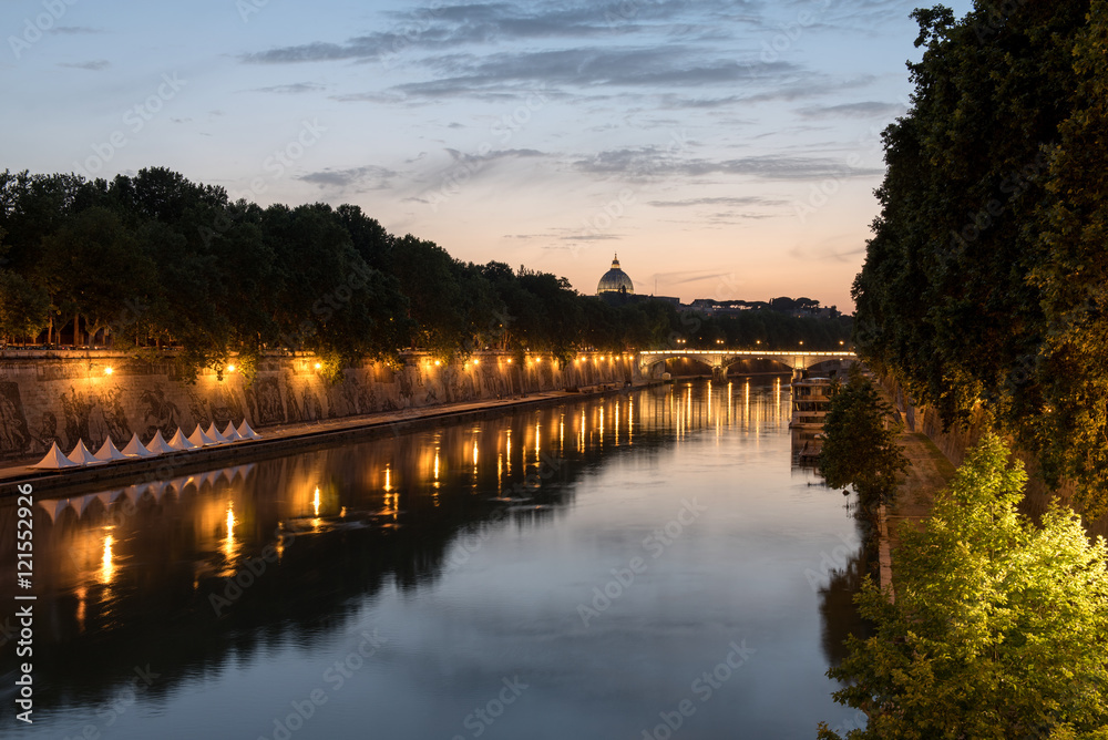 Sunset at the Tiber River, Rome, Italy