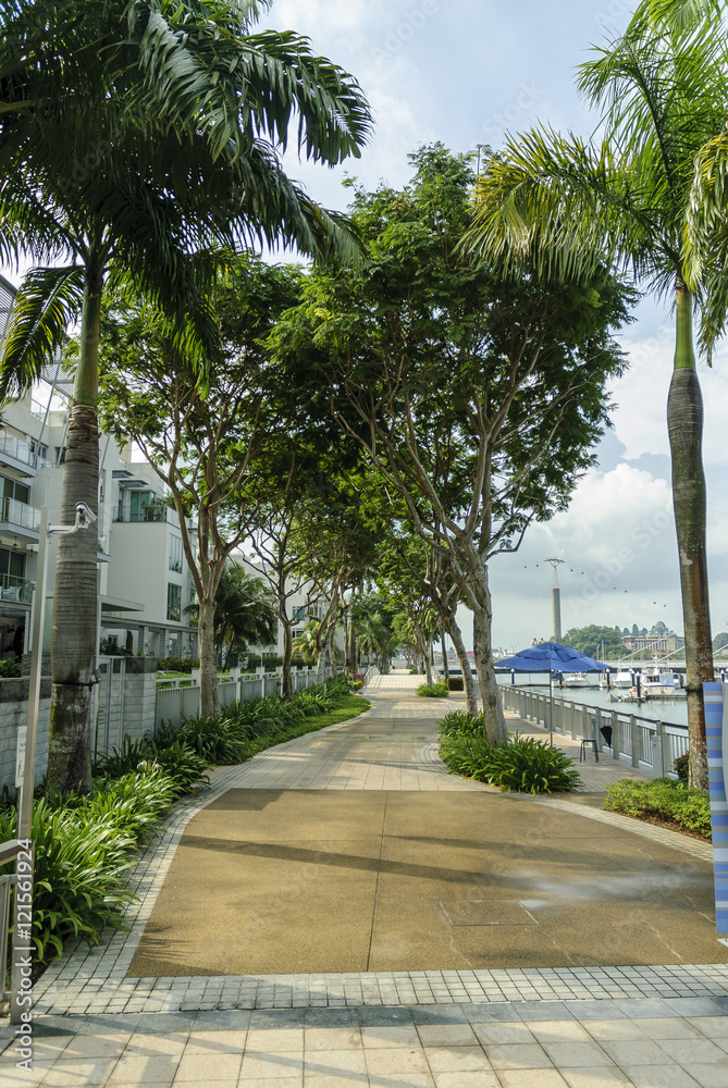 Fototapeta premium urban sight of a pass for the pier of the quarter 