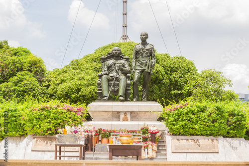 King Chulalongkorn and King Vajiravudh statue at Chulalongkorn university, Thailand