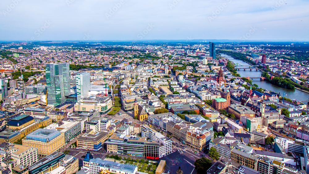 Fototapeta premium Cityscape of Frankfurt am Main, Germany