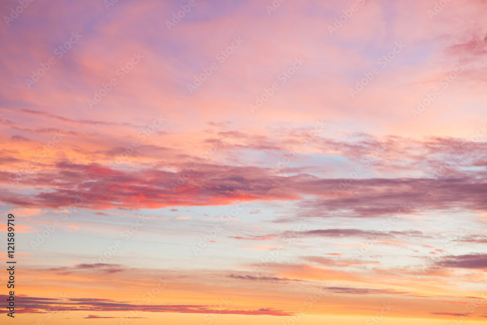 Fototapeta premium Beautiful colors sunset clouds