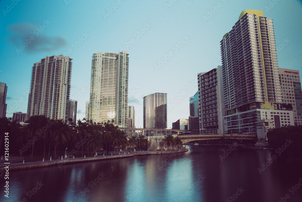 Obraz premium Brickell Florida and bay