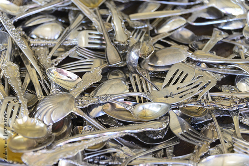Assorted vintage silverware