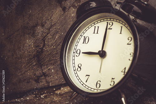 Wallpaper Mural 9 o'clock retro vintage clock brown color tone. Torontodigital.ca