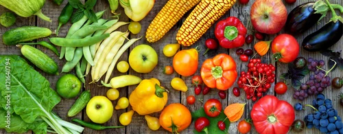 Panel kuchenny z motywem green, red, yellow, purple vegetables and fruits  