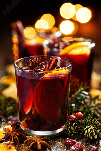Canvas Print Christmas mulled red wine