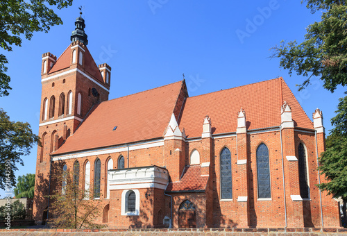 Kościół św. Katarzyny w Golubiu - Dobrzyniu na Kujawach, wybudowany z czerwonej cegły w stylu gotyckim w XIV wieku