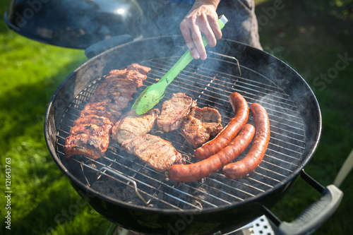 Barbecue Fleisch und Würstchen