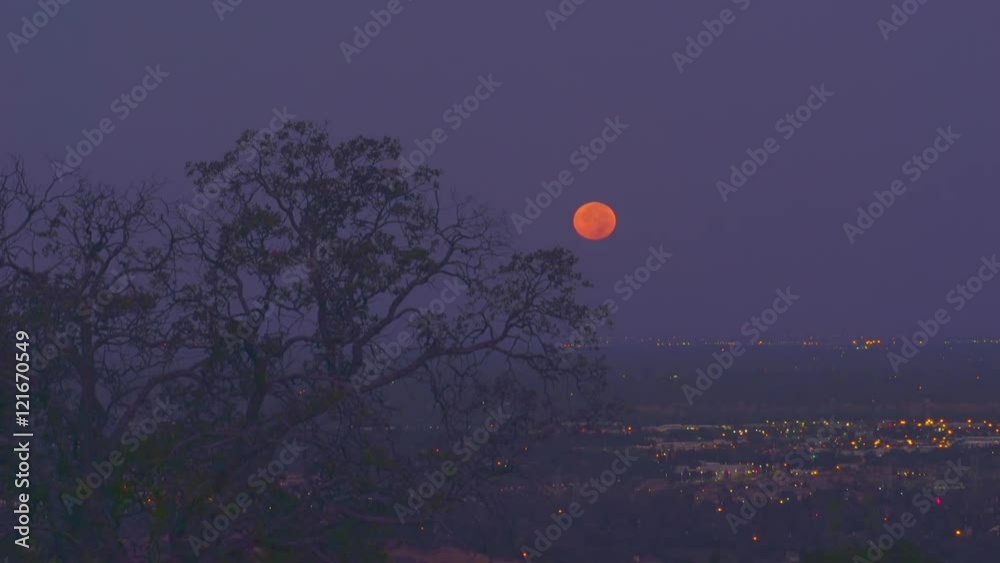 Moonset at the dawn