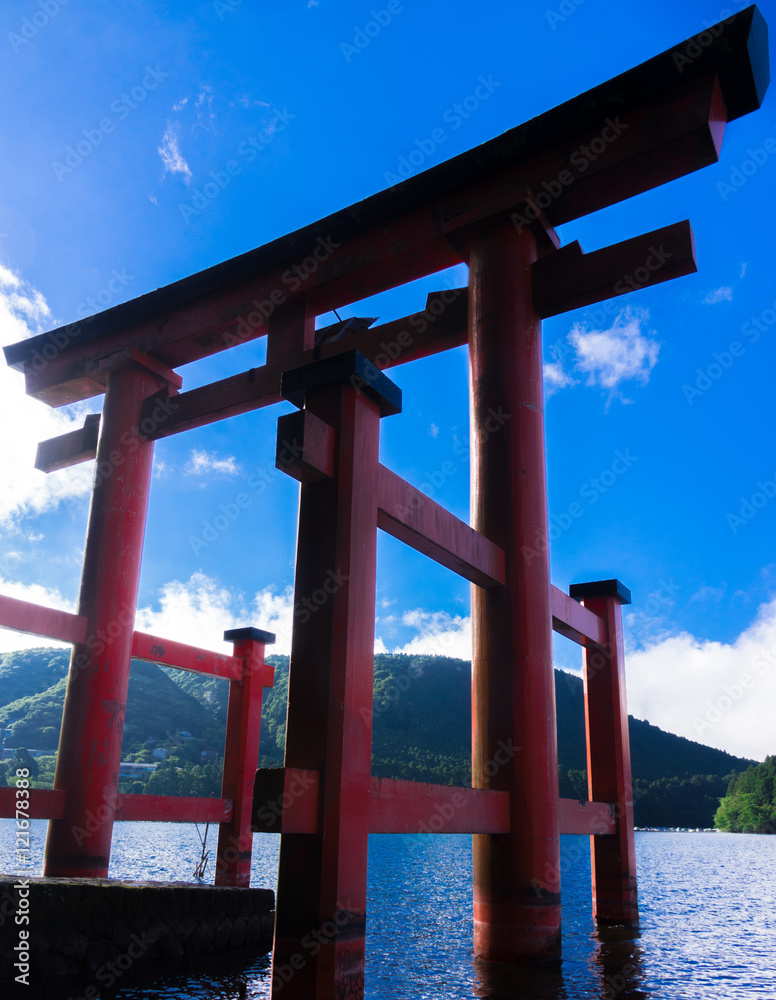 箱根神社の赤鳥居 箱根神社の赤鳥居