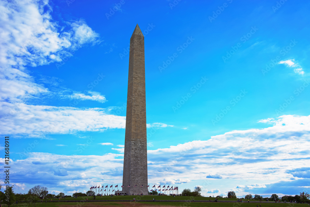 Fantastically beautiful sky and the Washington monument