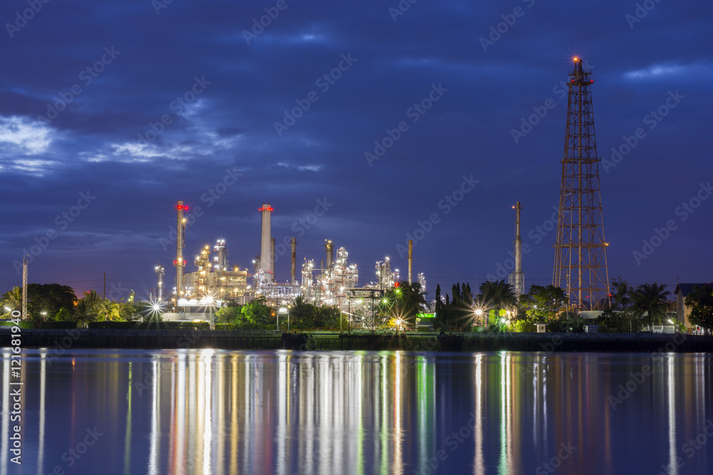 PANORAMA , Sunrise, oil refinery factory industry plant at twili