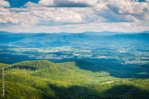View of the Shenandoah Valley and Appalachian Mountains from the
