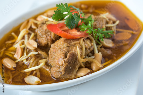 Northern Thai Pork Curry (Khang Hung Lay)