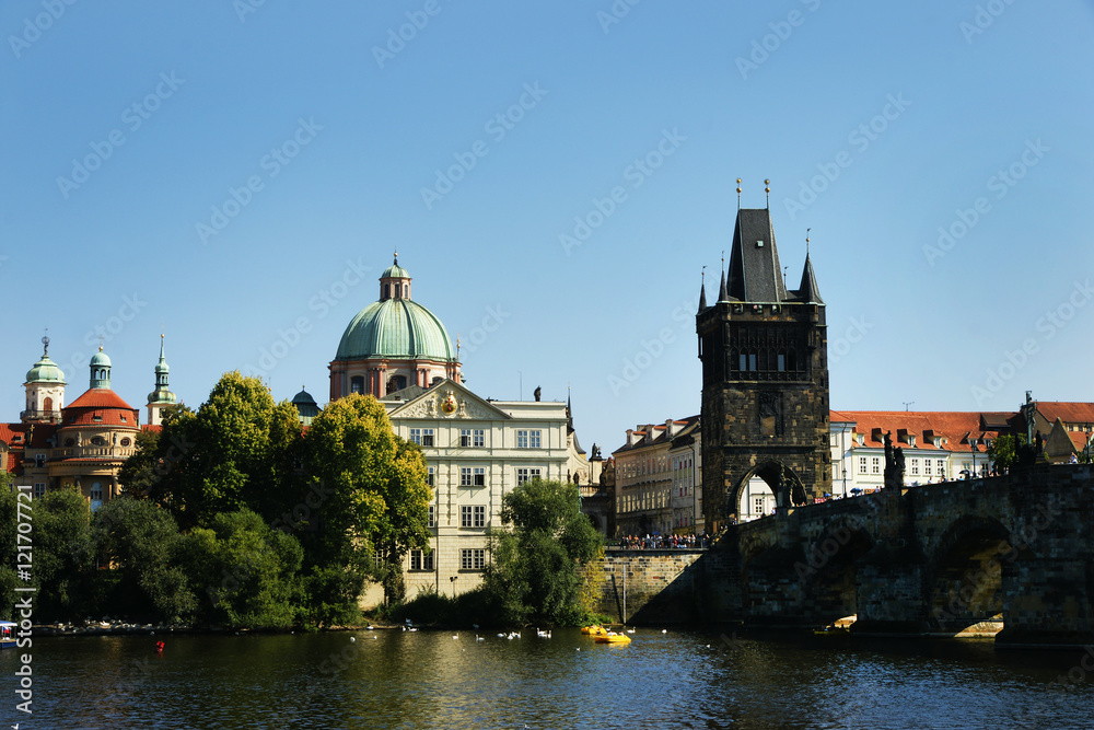 Prague, Prag, Moldau, Karlsbrücke, Altstadt, Altstädter Brückenturm, Himmel, Textraum, Copy space