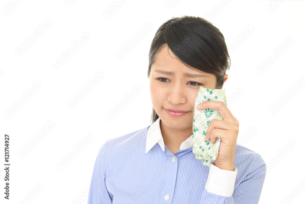 泣く女性 泣く女性